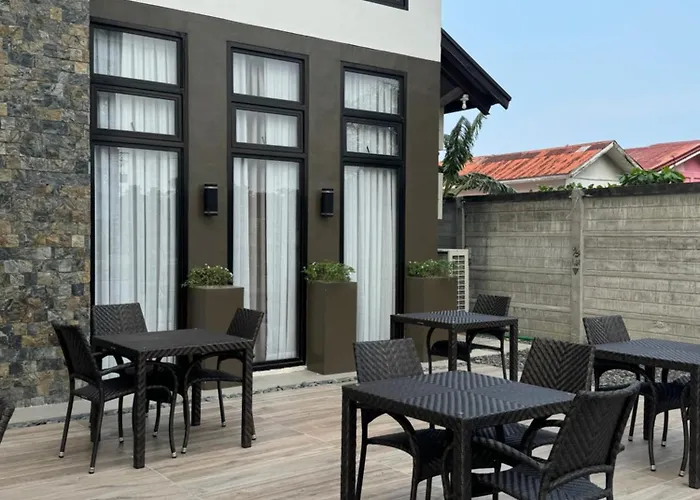 Royal Oceancrest Mactan - Type Unit 0215b *
